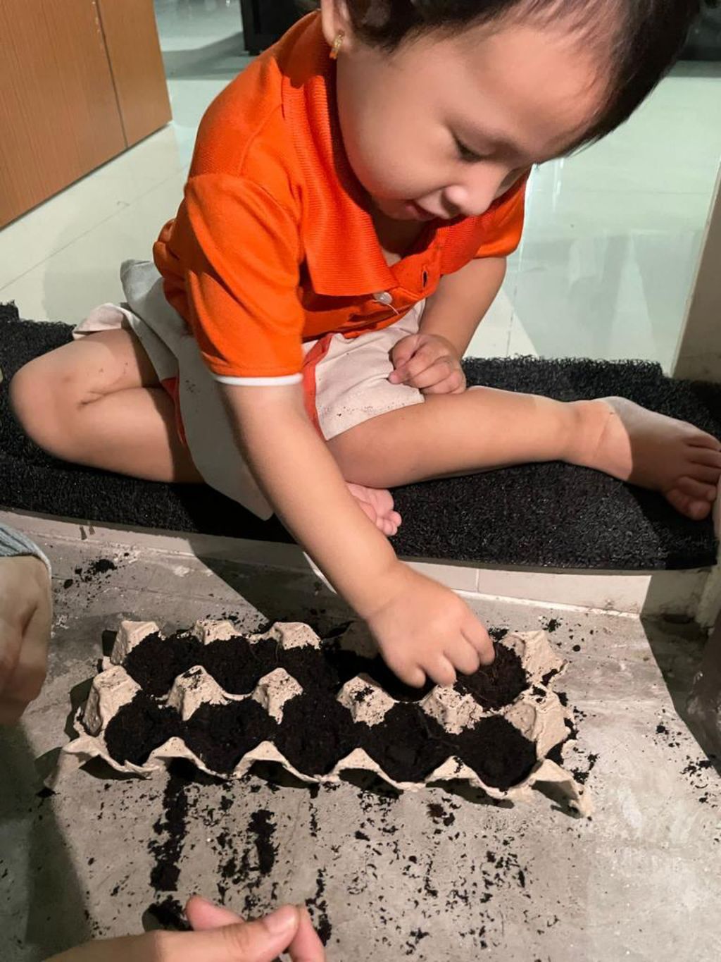 Be Kind Little One - Gardening using Sustainable Materials — photo 16