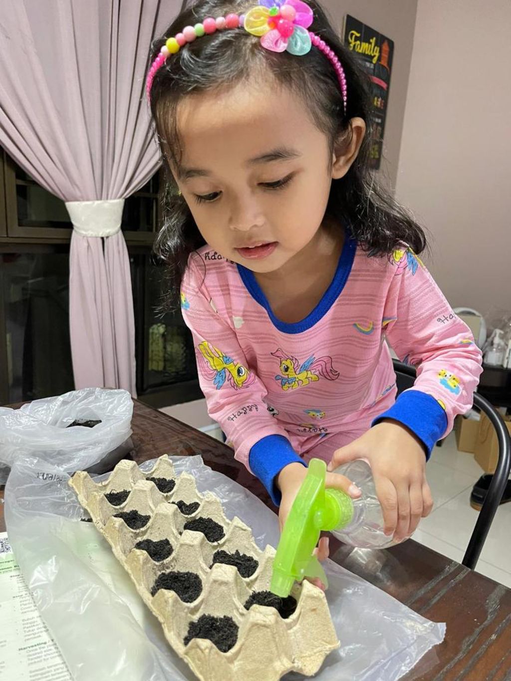 Be Kind Little One - Gardening using Sustainable Materials — photo 18