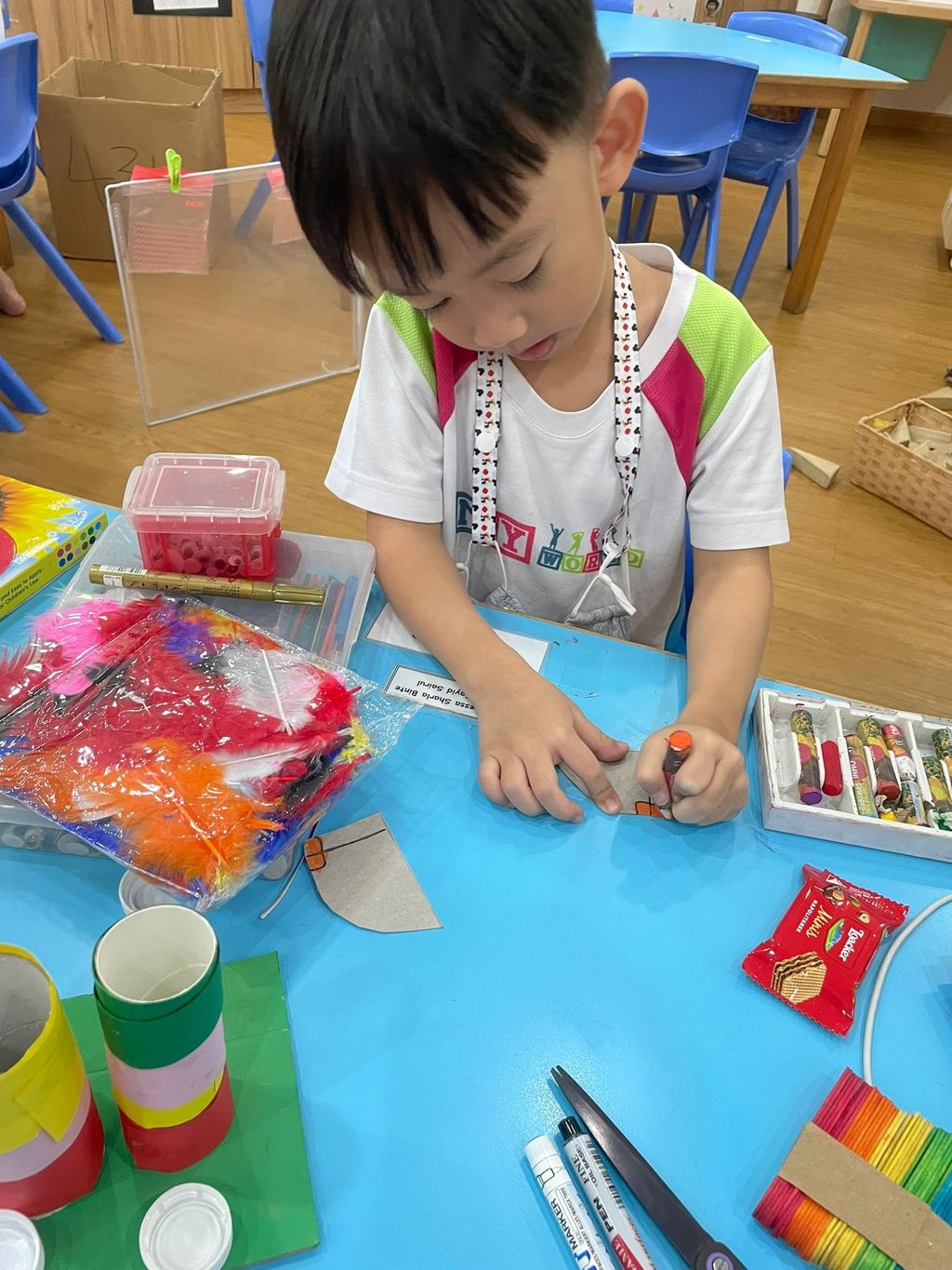 Upcycle : Getting ready for fundraiser — photo 10