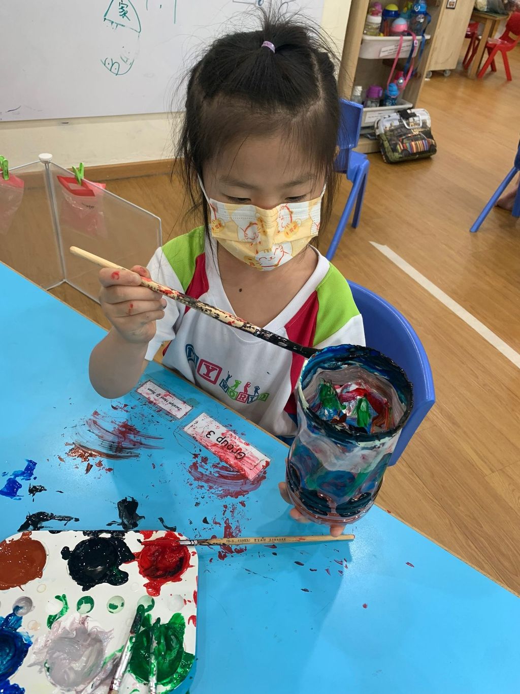 Upcycle : Getting ready for fundraiser — photo 26