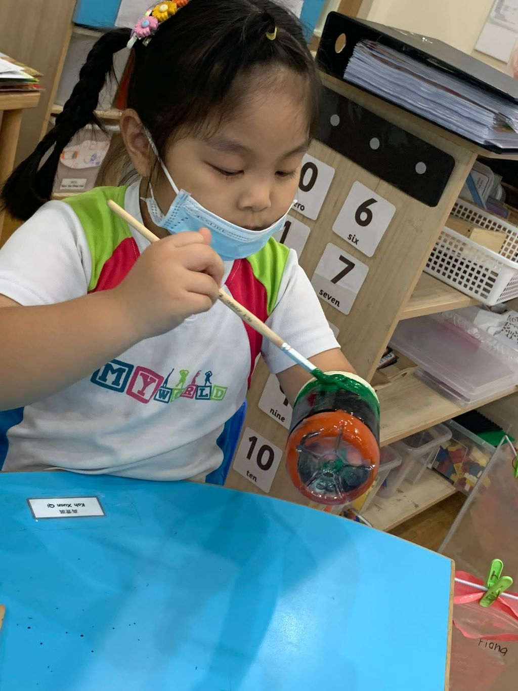 Upcycle : Getting ready for fundraiser — photo 34