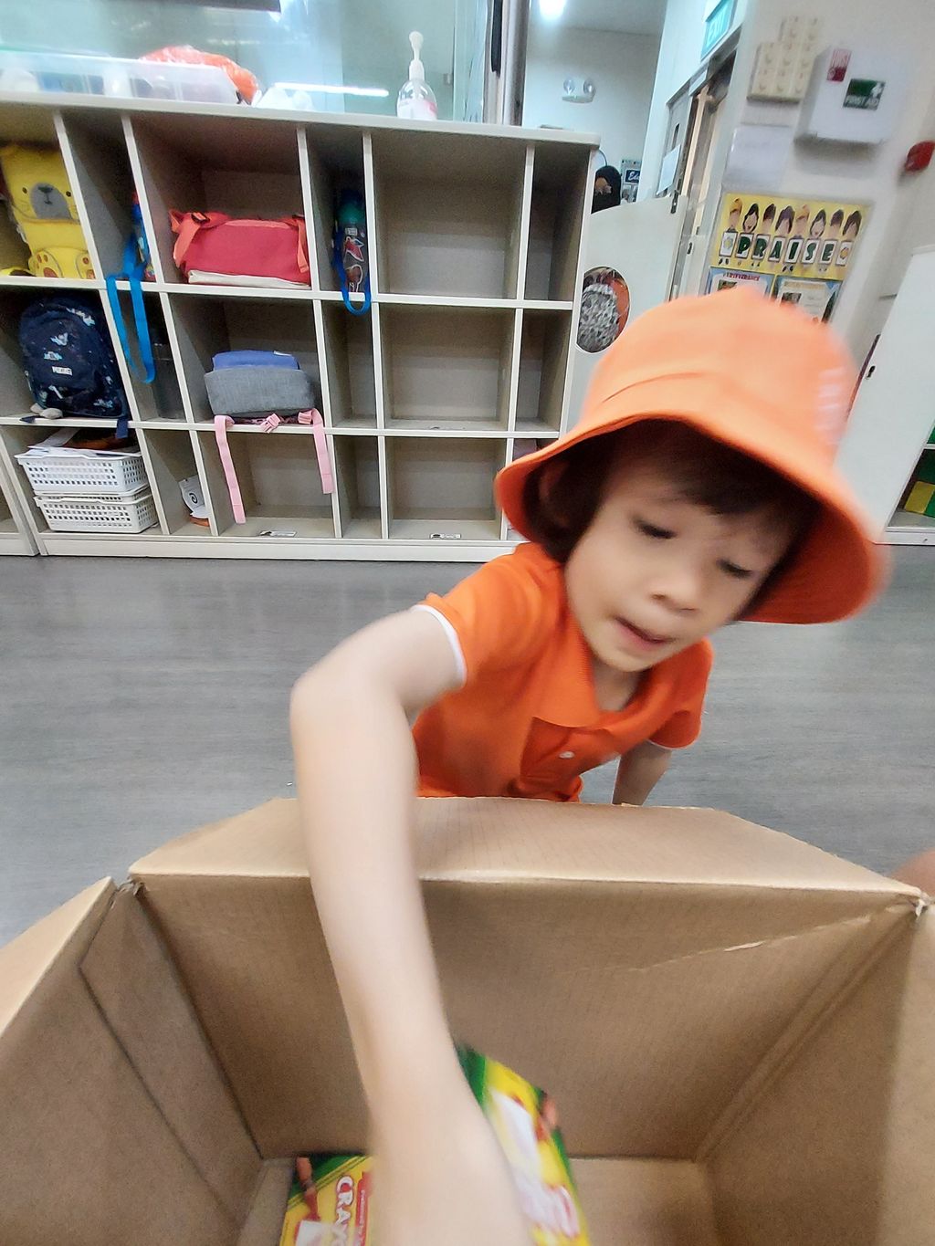 Packing of stationeries — photo 2