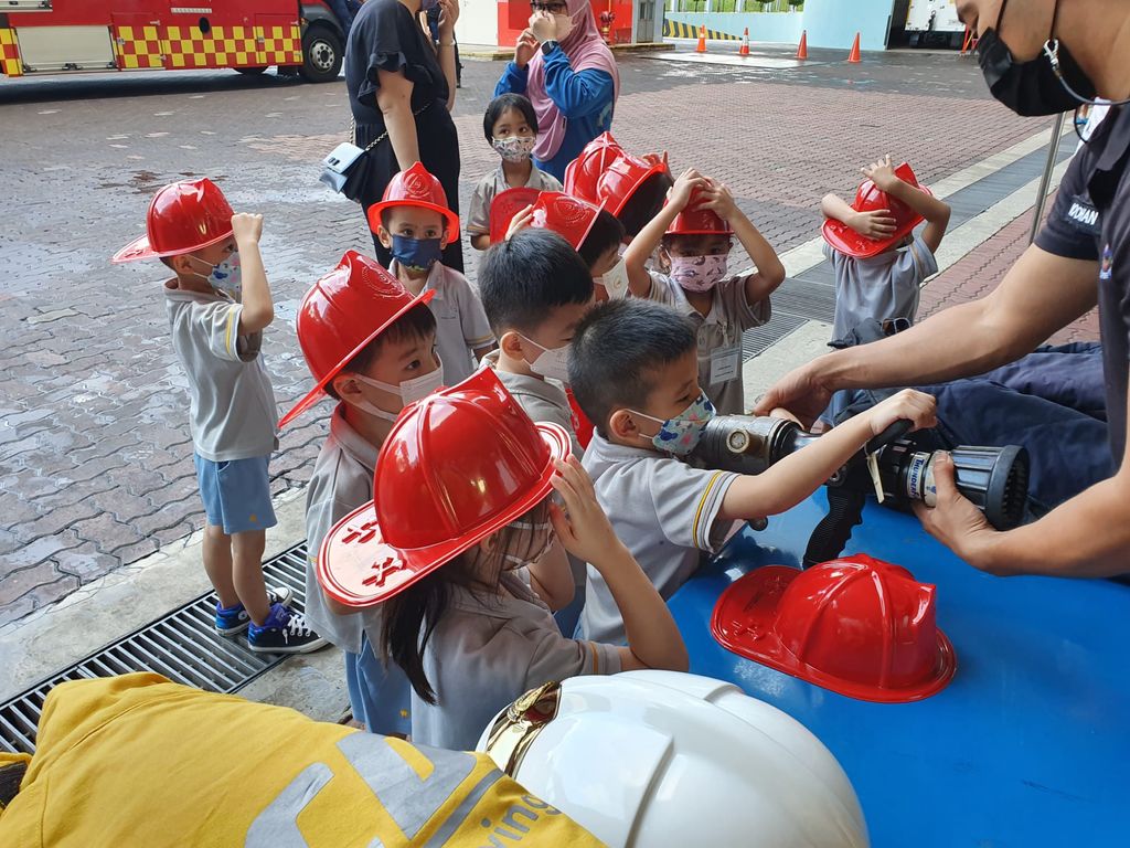 Visit to Tampines Fire Station — photo 14