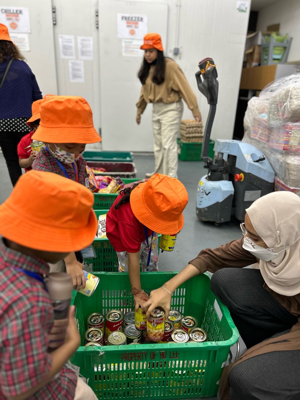 Many Hearts, One Heartbeat. (Spirit of Giving)