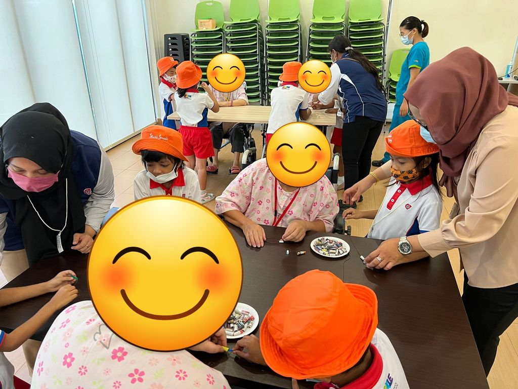 Caring To Fill The World With Goodness: Our Visit To All Saints Home — photo 3