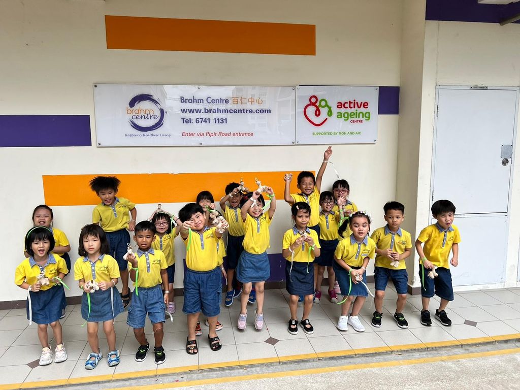 Skool4Kidz@Tampines GreenLeaf - SSDB 2023 Project 'Helping Hands' in collaboration with Brahm Centre — photo 1