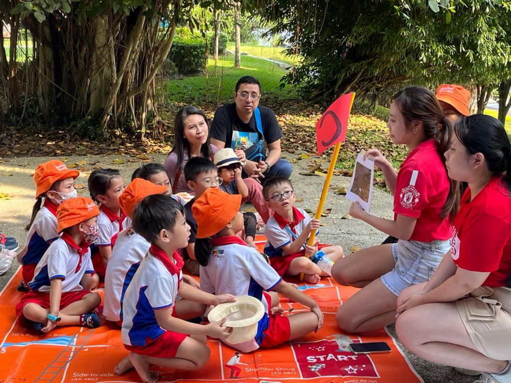 PCF Sparkletots @ Woodlands Blk 801 SSDB project: Sembawang Beach Cleaning cum Parents Day — photo 16