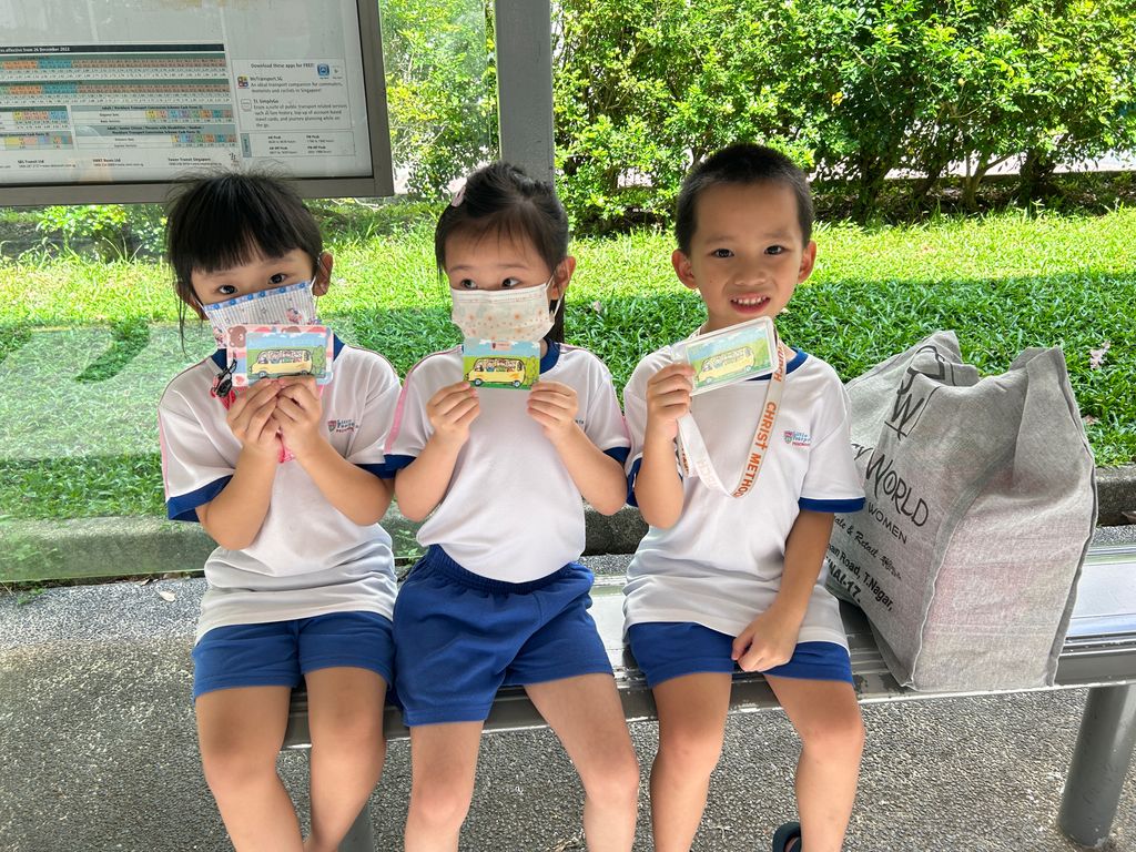 2023 SSDB Project - A Big Thank You to the librarians at Sengkang Public Library — photo 3