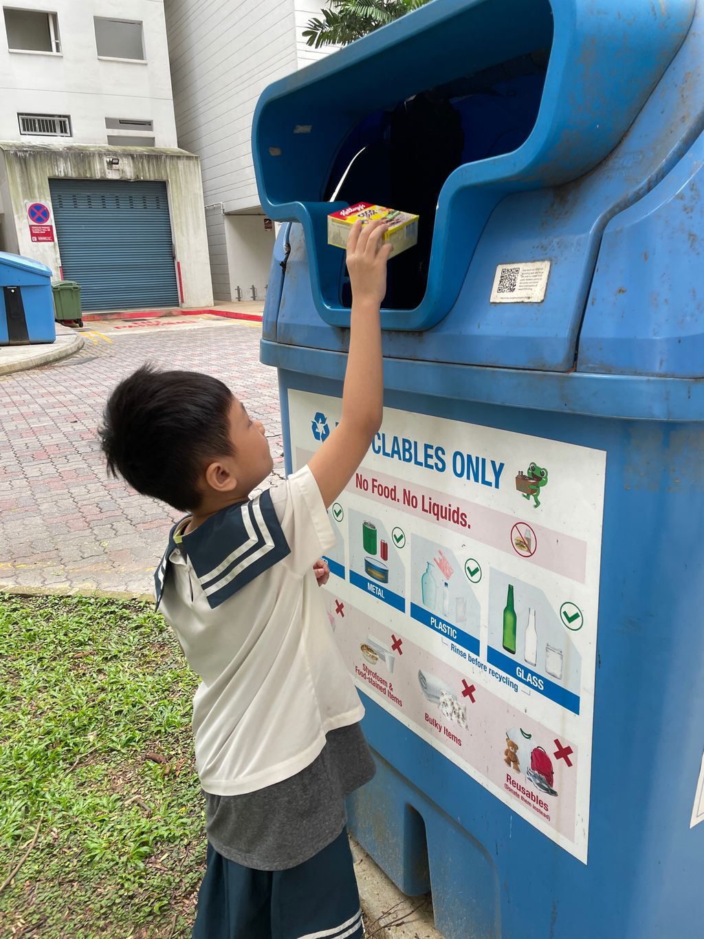 Recycling ♻️ — photo 2