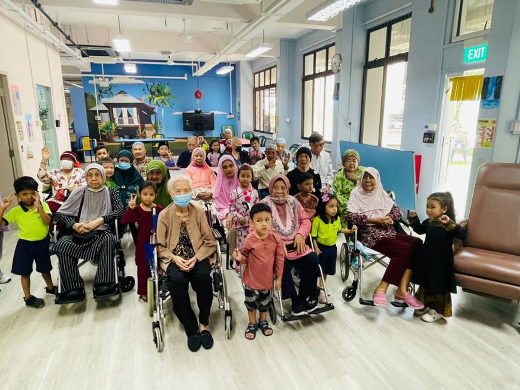 Interactive session with the elderlies @ Muhammadiyah — photo 4