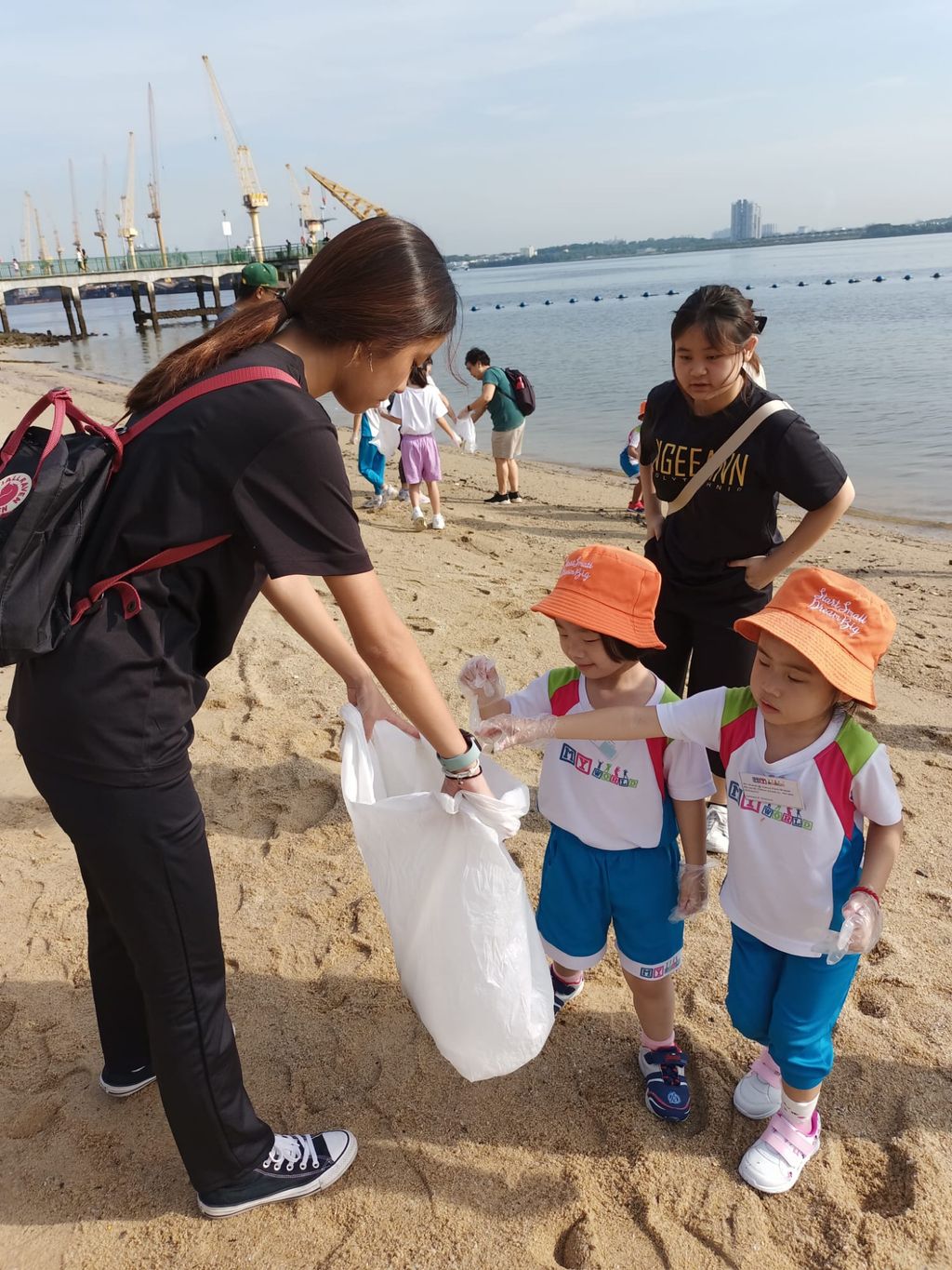Beach Clean-up! — photo 3