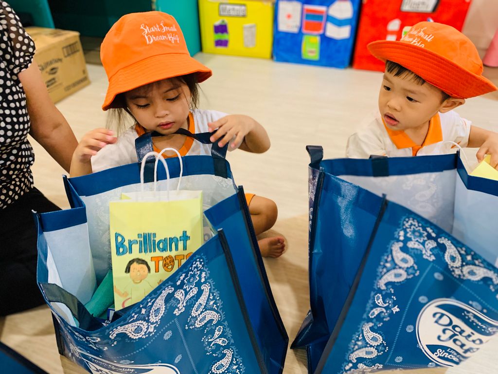 “ Little minds, big hearts! “ ❤️ [1] — photo 11