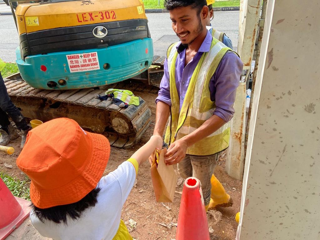 Community Walk - Appreciating our community helpers π₯° β photo 5