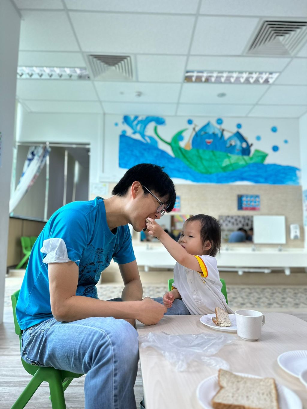 Showing RESPECT to My Daddy.. My Hero.. — photo 7