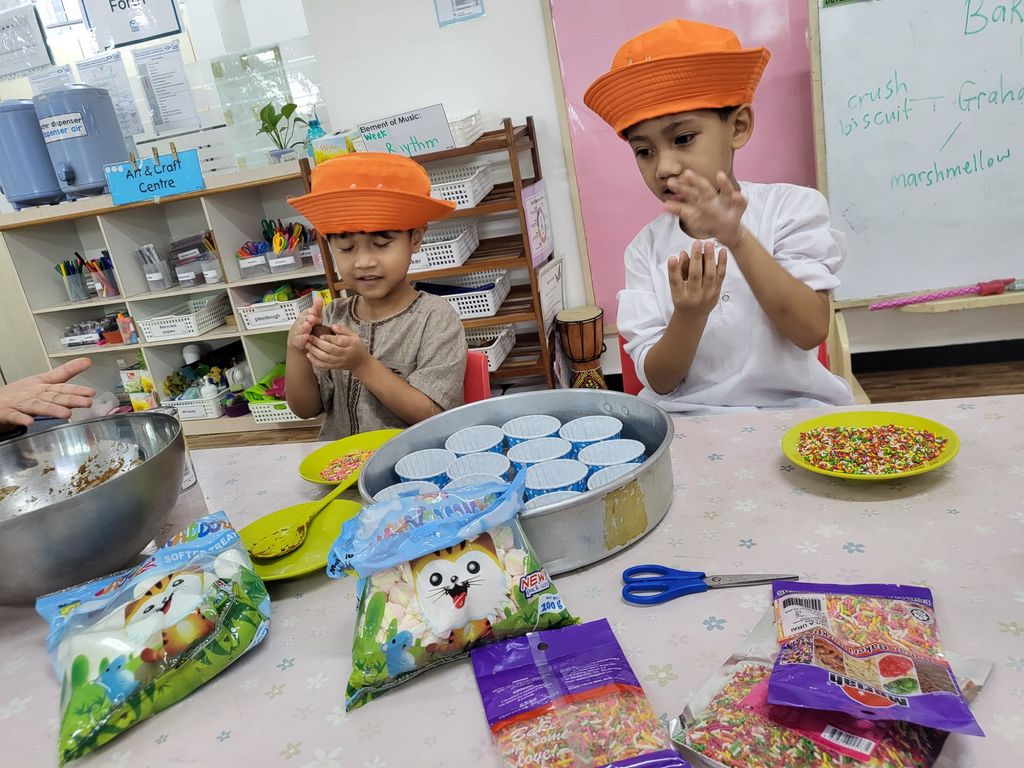KidSTARTs with You ! - Bake Sale — photo 2