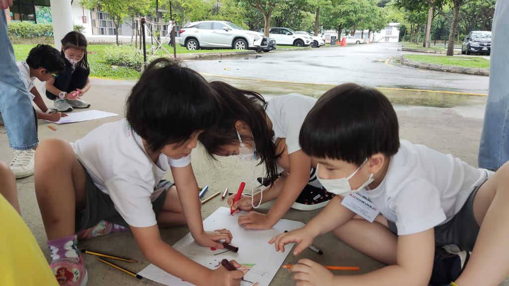 KIDDIWINKIE SCHOOLHOUSE @ ORCHARD SSDB Project: Beach Cleaning cum Recycling Projects — photo 2