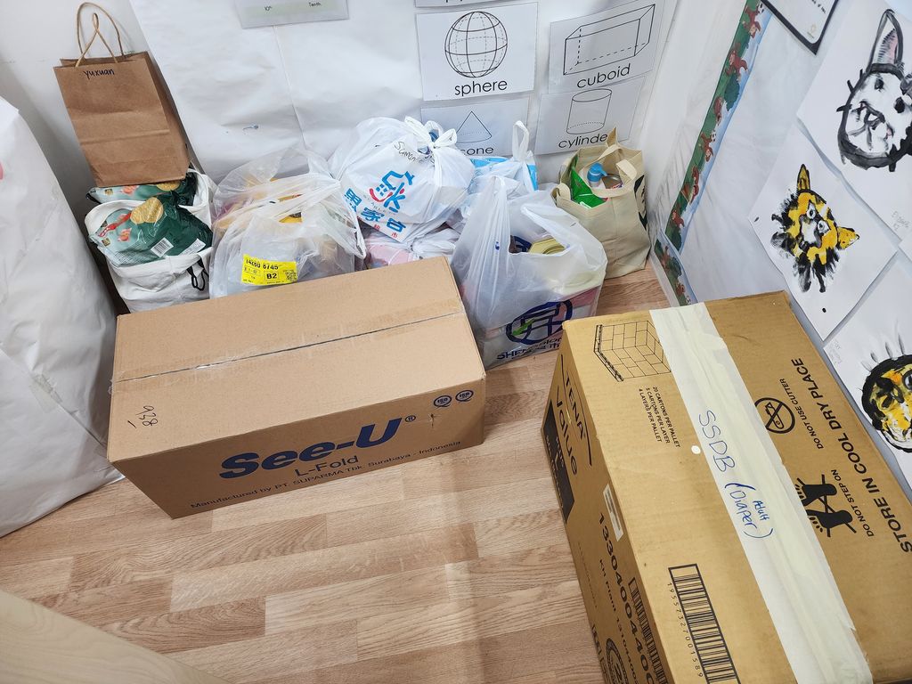 Donation of items for the Elderly at Bukit Batok Care Home by our Parents 🥰 — photo 4