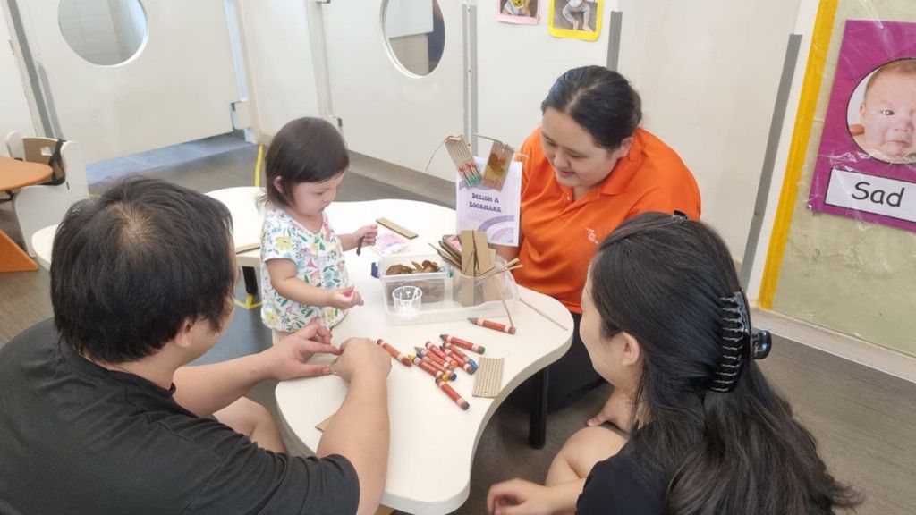 Art Cart: Art Gallery and Barter Trade event — photo 1