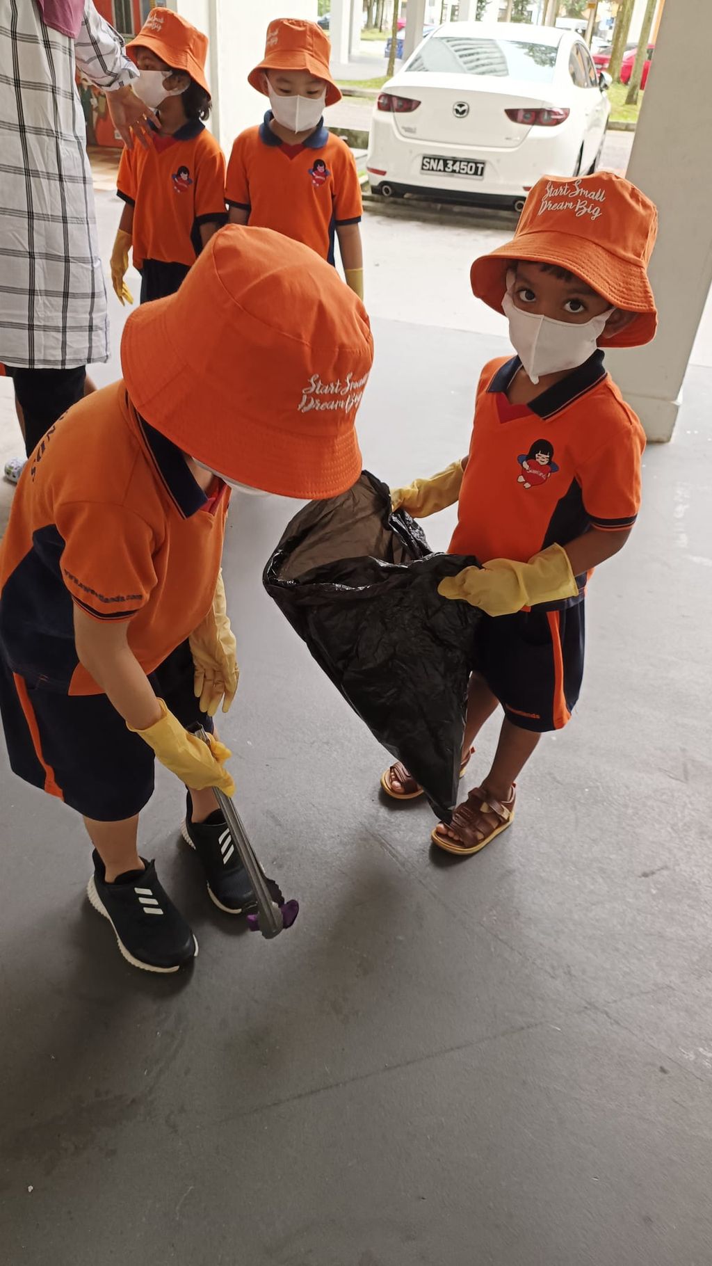 Keeping the environment clean & green! — photo 2