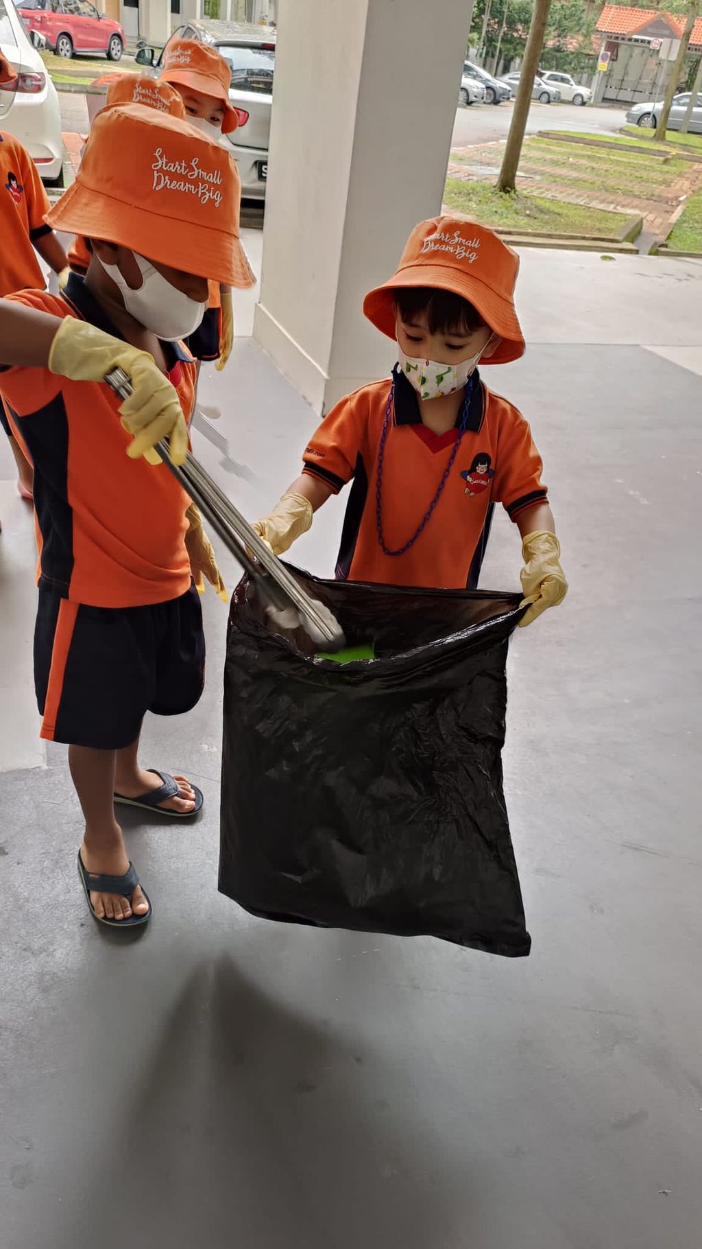 Keeping the environment clean & green! — photo 8