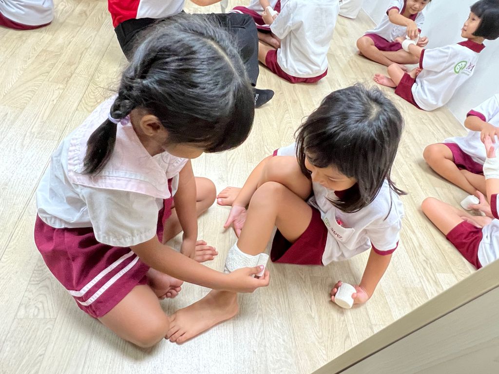 Caring for one another in the event of emergencies — photo 8