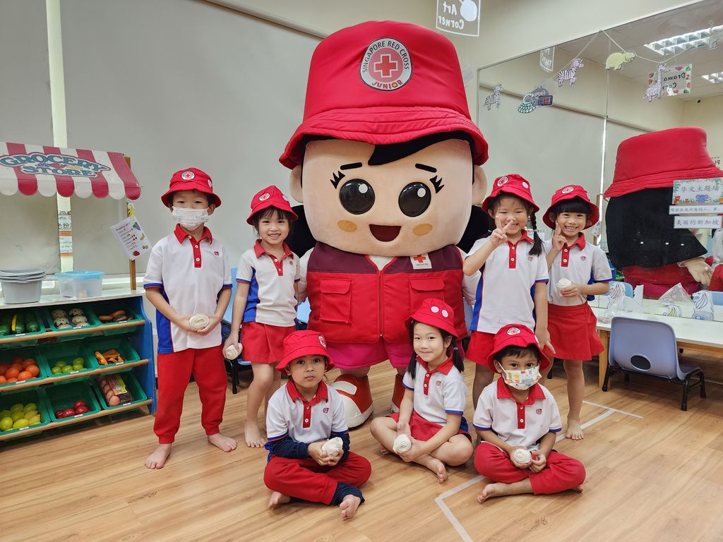 PCF Sparkletots Preschool KU341: "WE CARE" #3: SSDB 2023 Learning Simple First Aid and Showing Appreciation to My Caregivers — photo 3