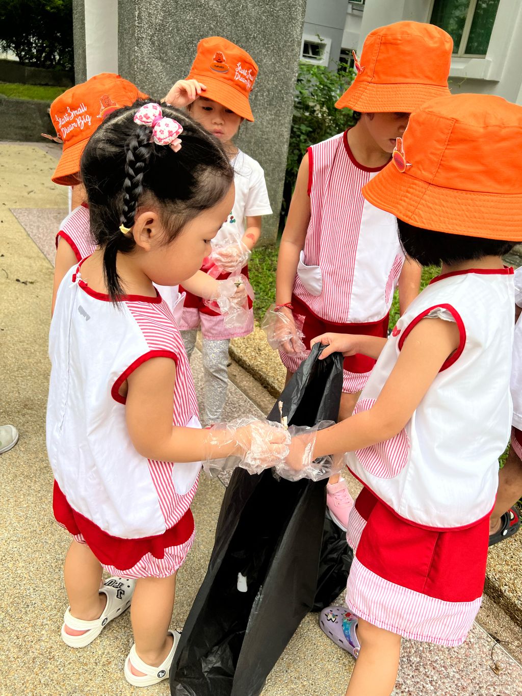 SSDB August: Helping others who are in needs — photo 9