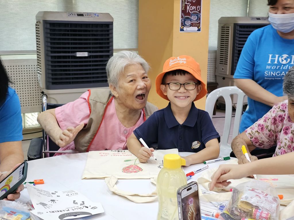 Little Heroes for the Elderly @ Ling Kuang Home — photo 4