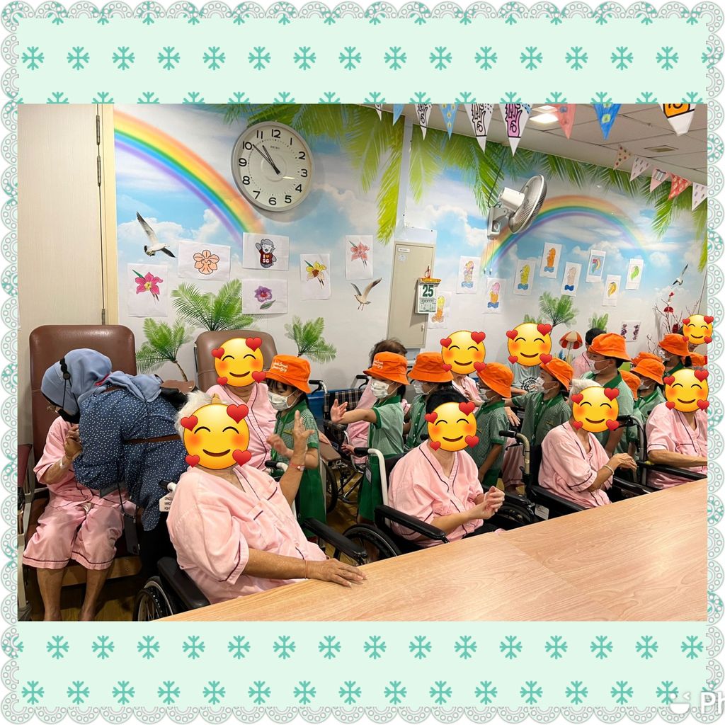 Little World's Visit to Grace Lodge Nursing Home — photo 12