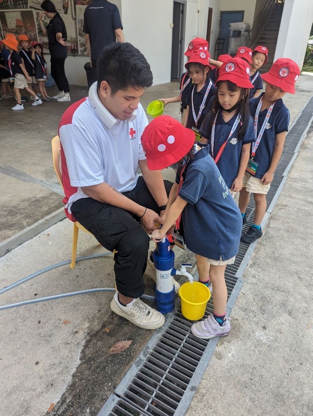 去少年红十字会当小英雄 — photo 3