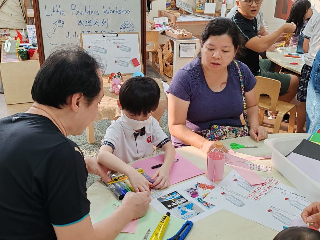 2023 SSDB: The Plastic Mission Carnival — photo 1