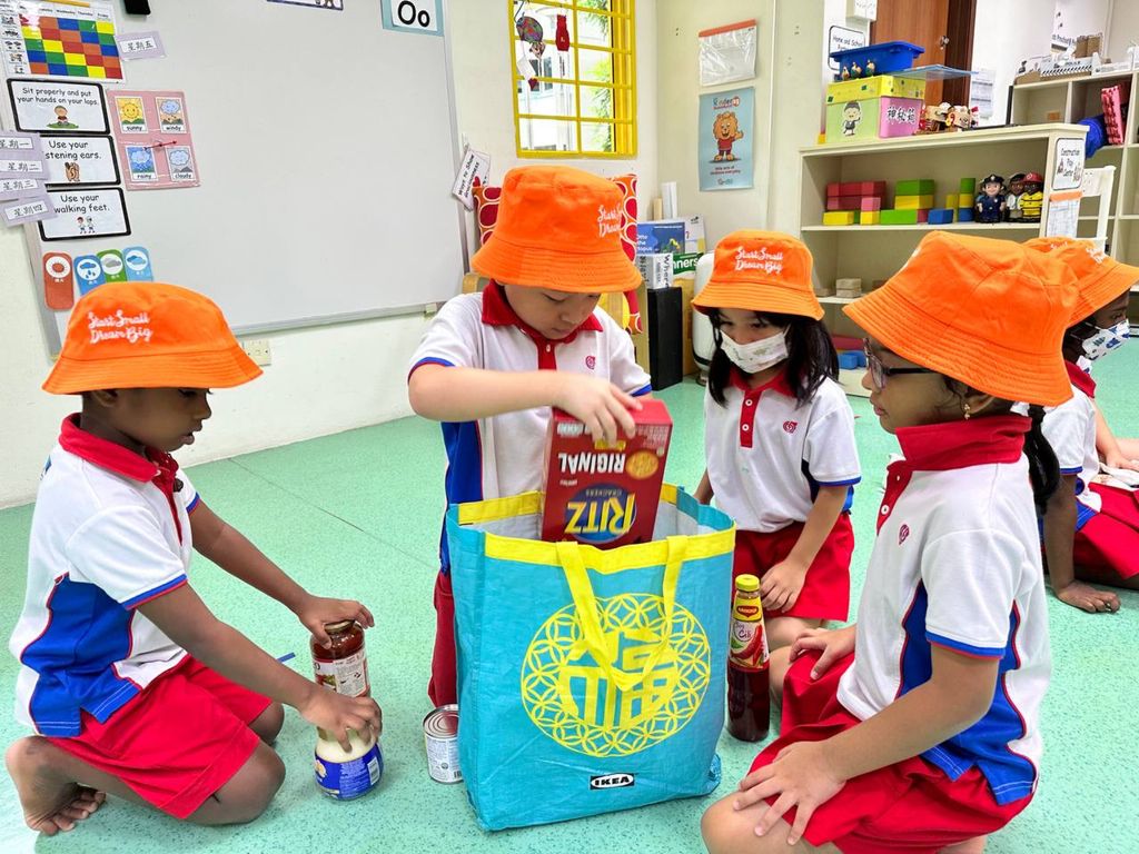 No One Can Do Everything, but Everyone Can Do Something PCF Sparkletots @ Pioneer 662B — photo 5