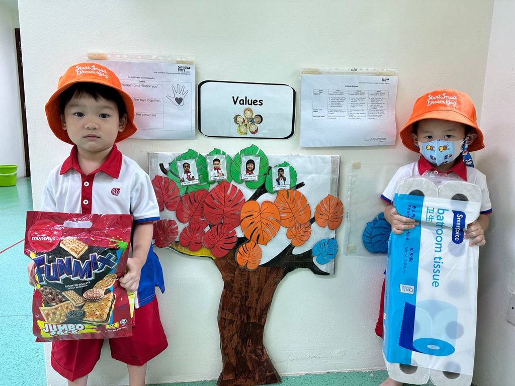 No One Can Do Everything, but Everyone Can Do Something PCF Sparkletots @ Pioneer 662B — photo 8