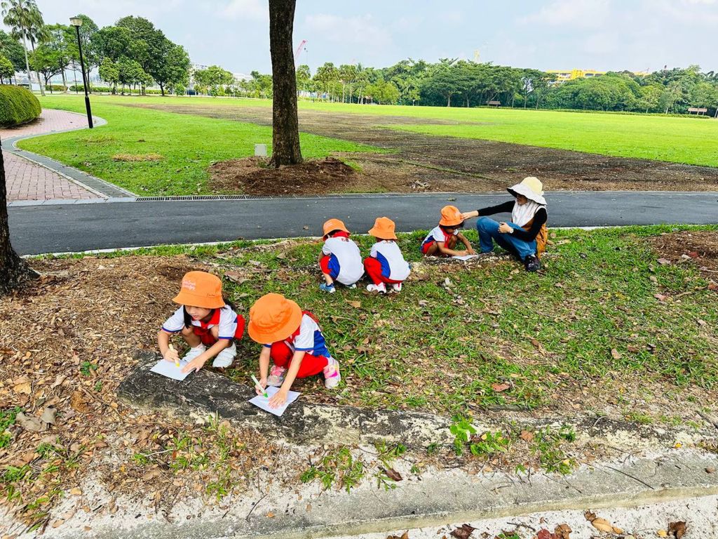 No One Can Do Everything, but Everyone Can Do Something PCF Sparkletots @ Pioneer 662B — photo 3