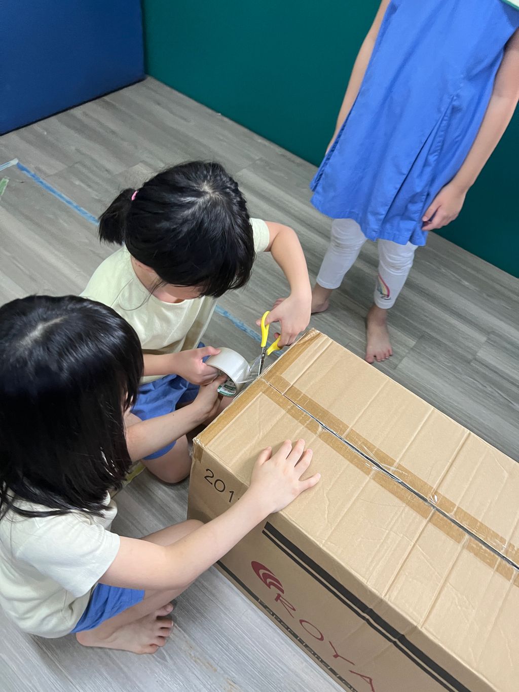 Start Small and Dream Big—Closing Activities : Donate dry food and Money — photo 2