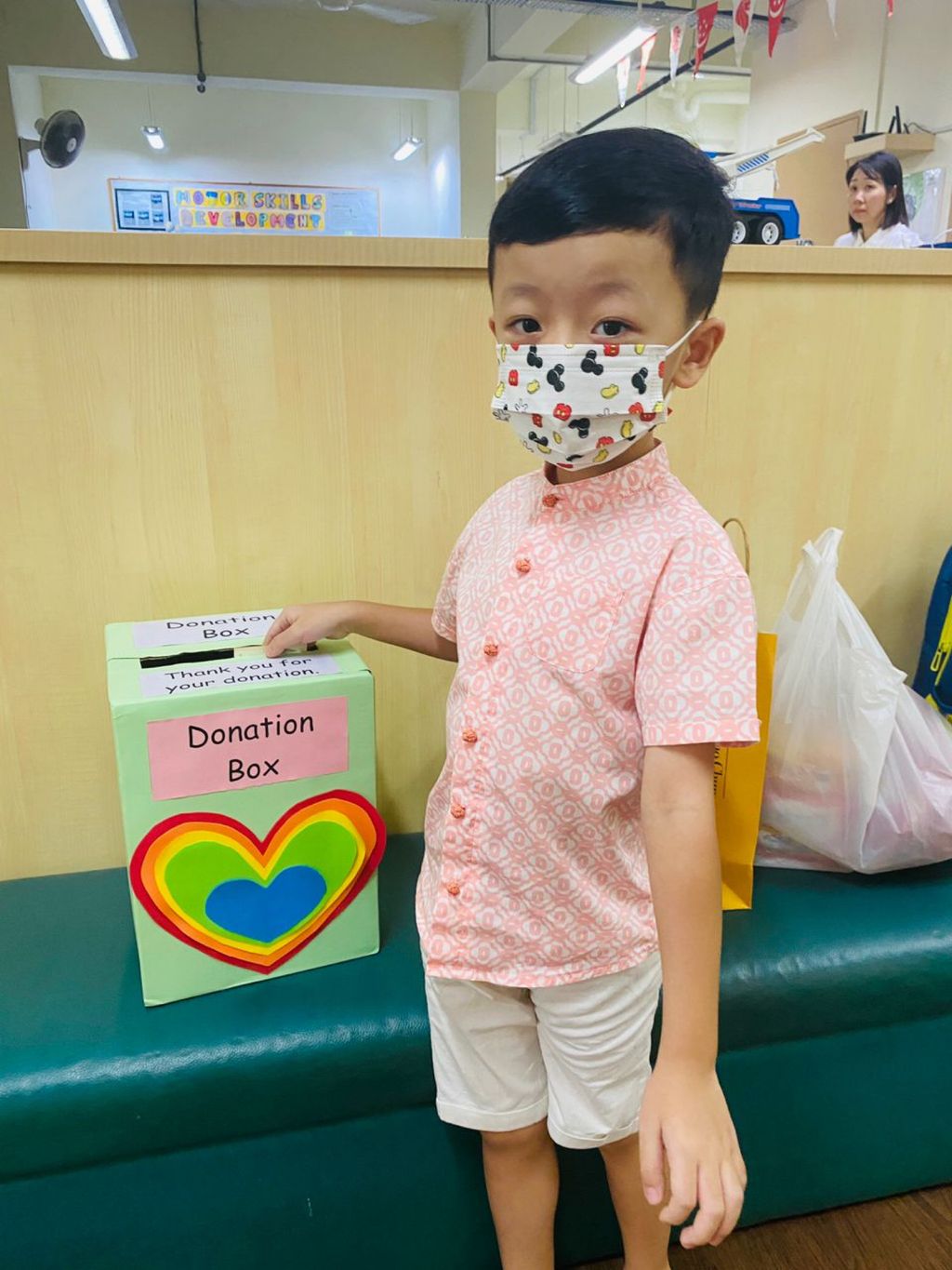 Start Small and Dream Big—Closing Activities : Donate dry food and Money — photo 2