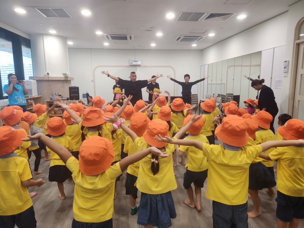 Skool4Kidz @ One Punggol Campus - Many Helping Hands, Caring for Everyone : Caring for Our Community ( Story 3 ) — photo 19