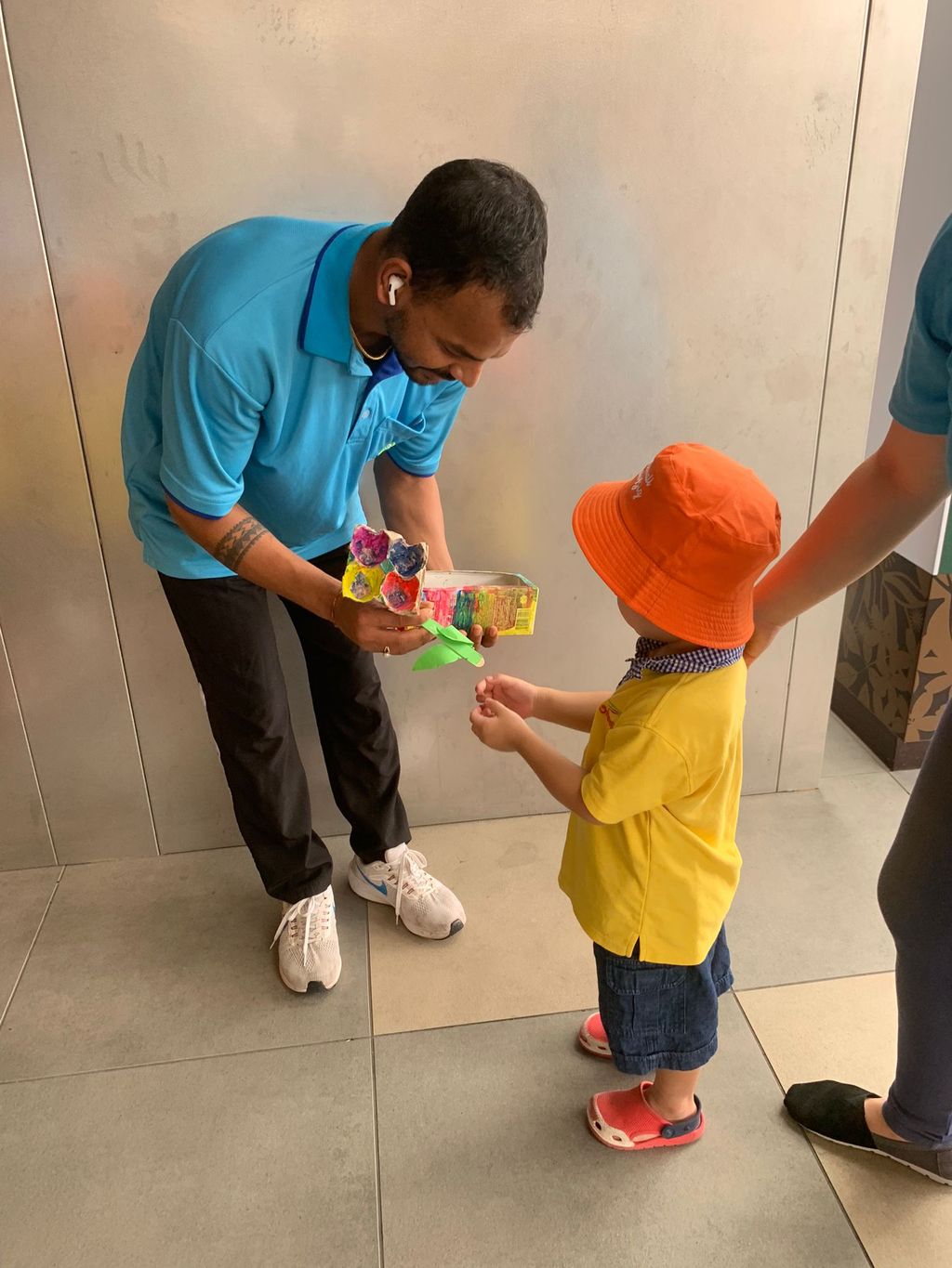 Skool4Kidz @ One Punggol Campus - Many Helping Hands, Caring for Everyone : Caring for Our Community ( Story 4 ) — photo 8