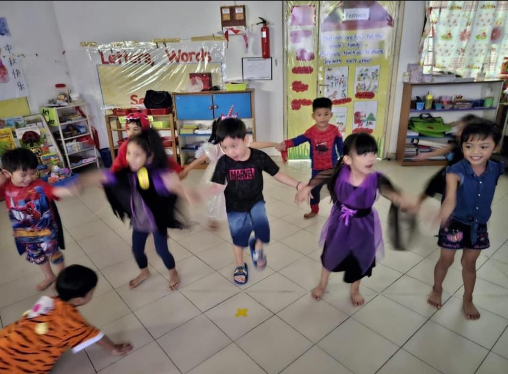 Spooktacular Halloween Party 2023 in Appleland Montessori Childcare — photo 2