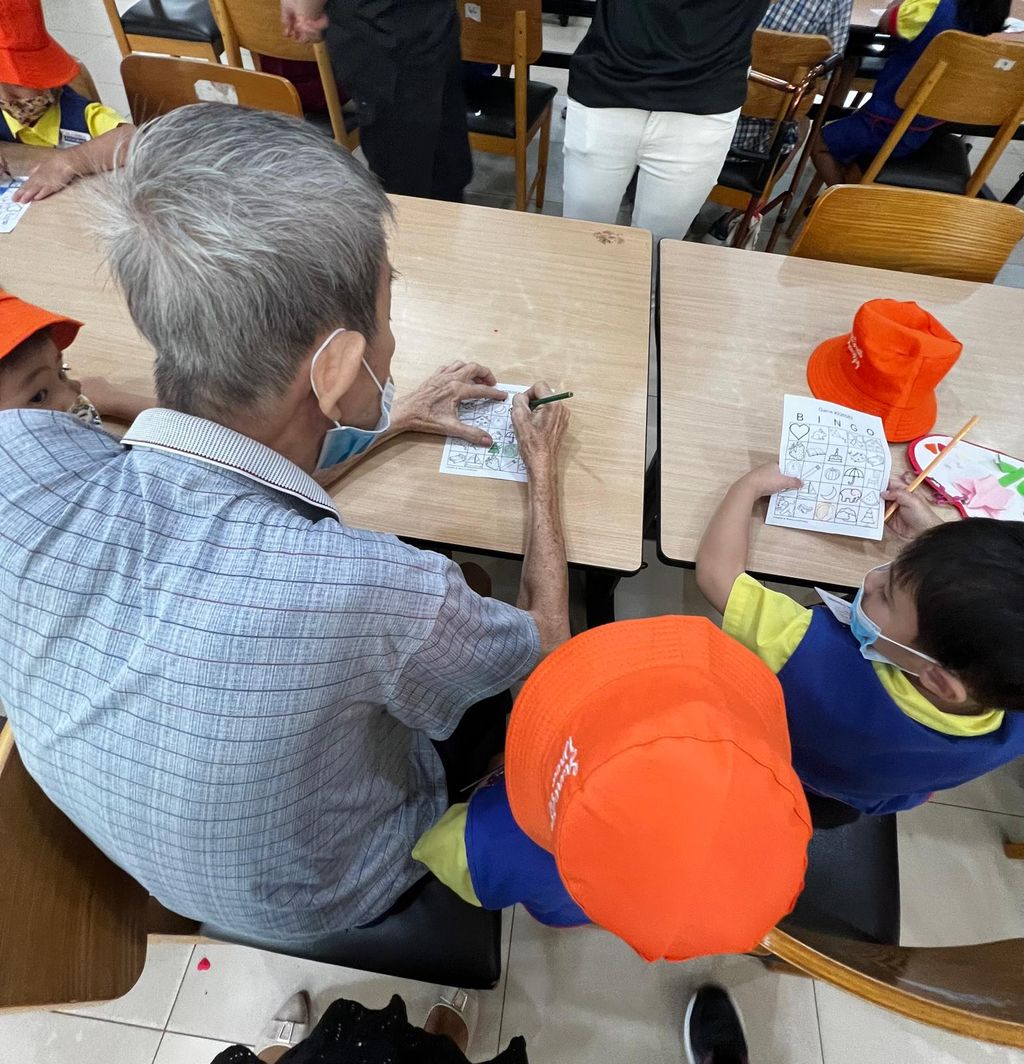 Project: Caring for the elderlies in our community — photo 8