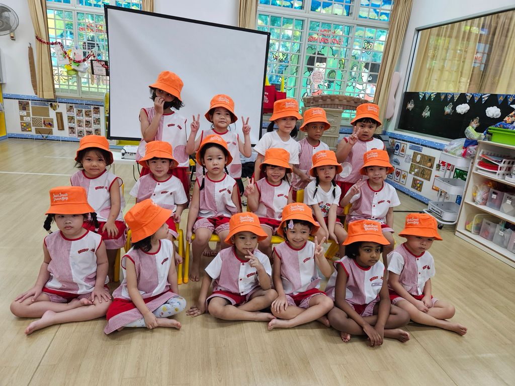 SSDB Launch Party (Bright Kids School House 173D) — photo 1