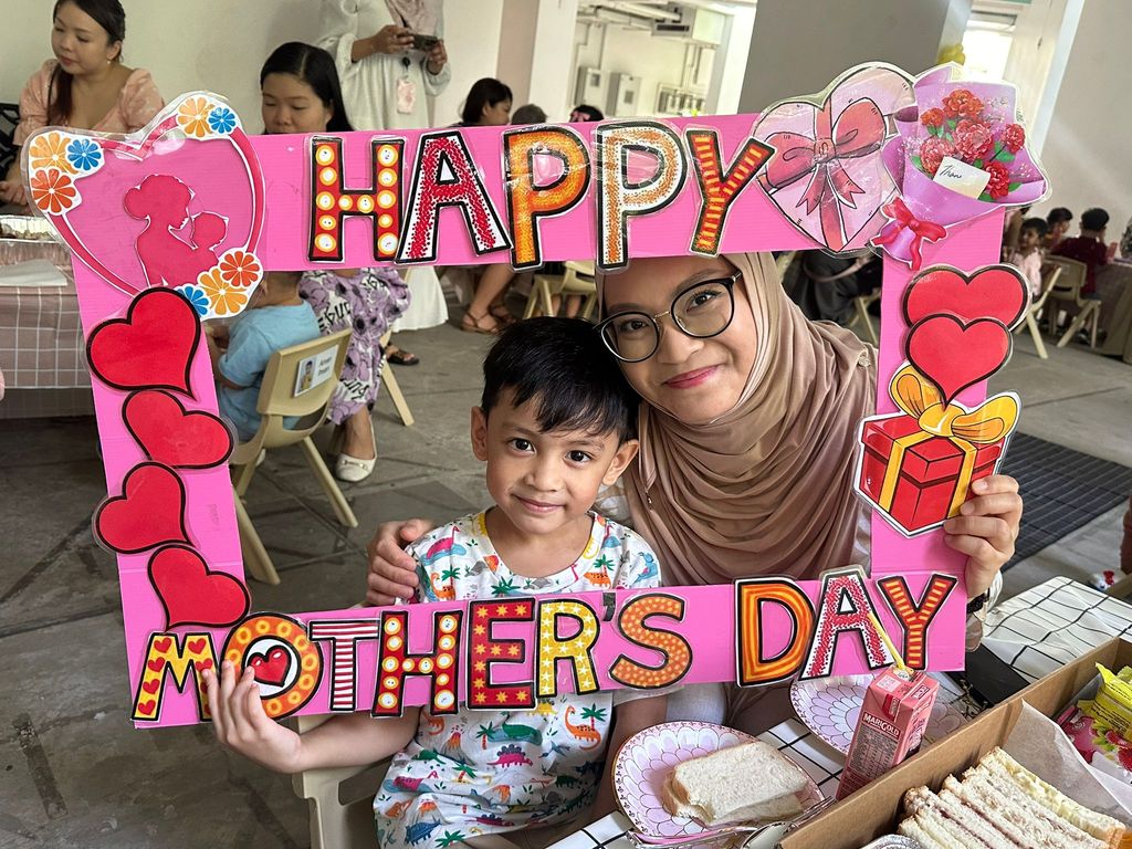 'Breakfast with Mommies' event on Mother's Day Celebration — photo 7