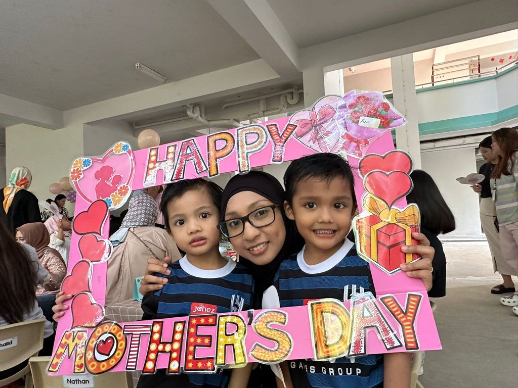 'Breakfast with Mommies' event on Mother's Day Celebration — photo 9