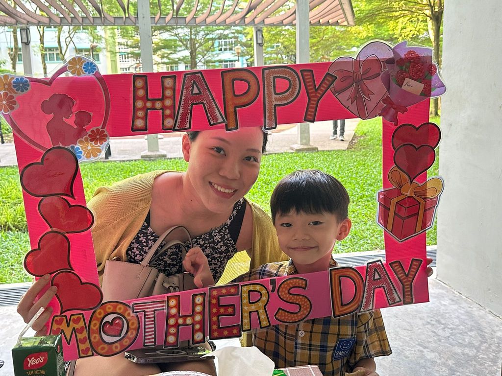 'Breakfast with Mommies' event on Mother's Day Celebration — photo 12