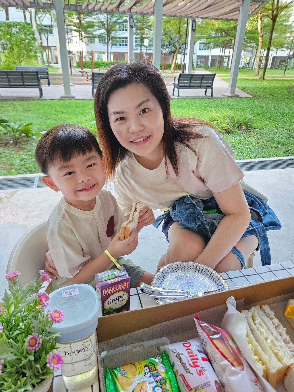'Breakfast with Mommies' event on Mother's Day Celebration — photo 14