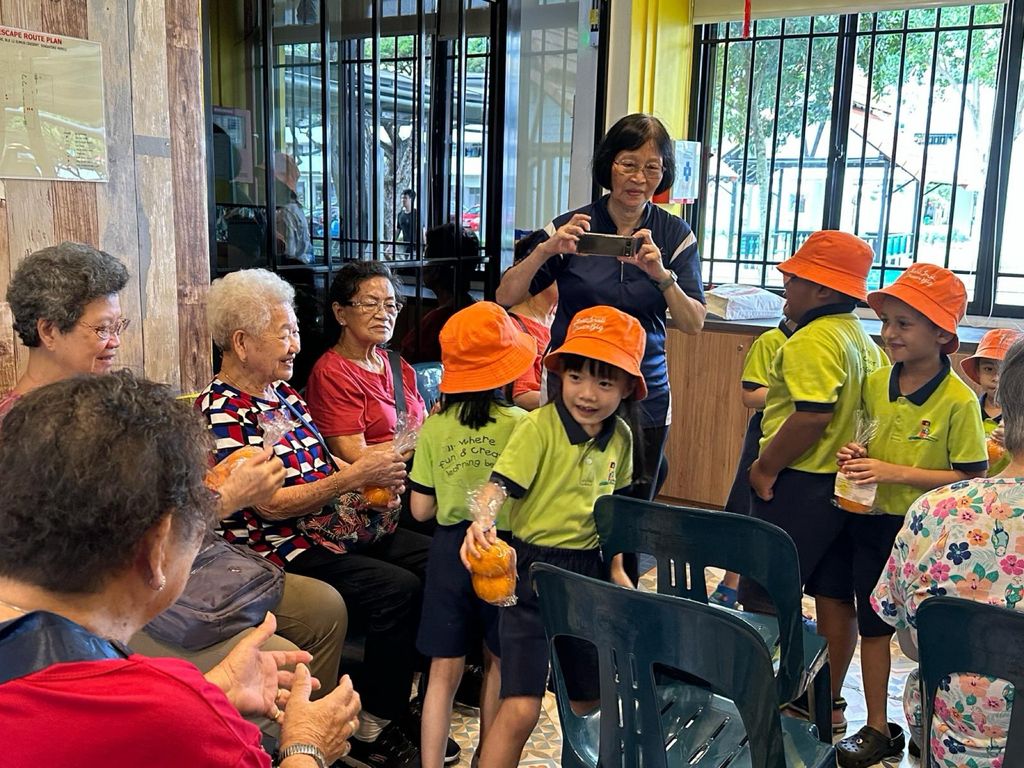 Celebrating the festive season with our elders — photo 4