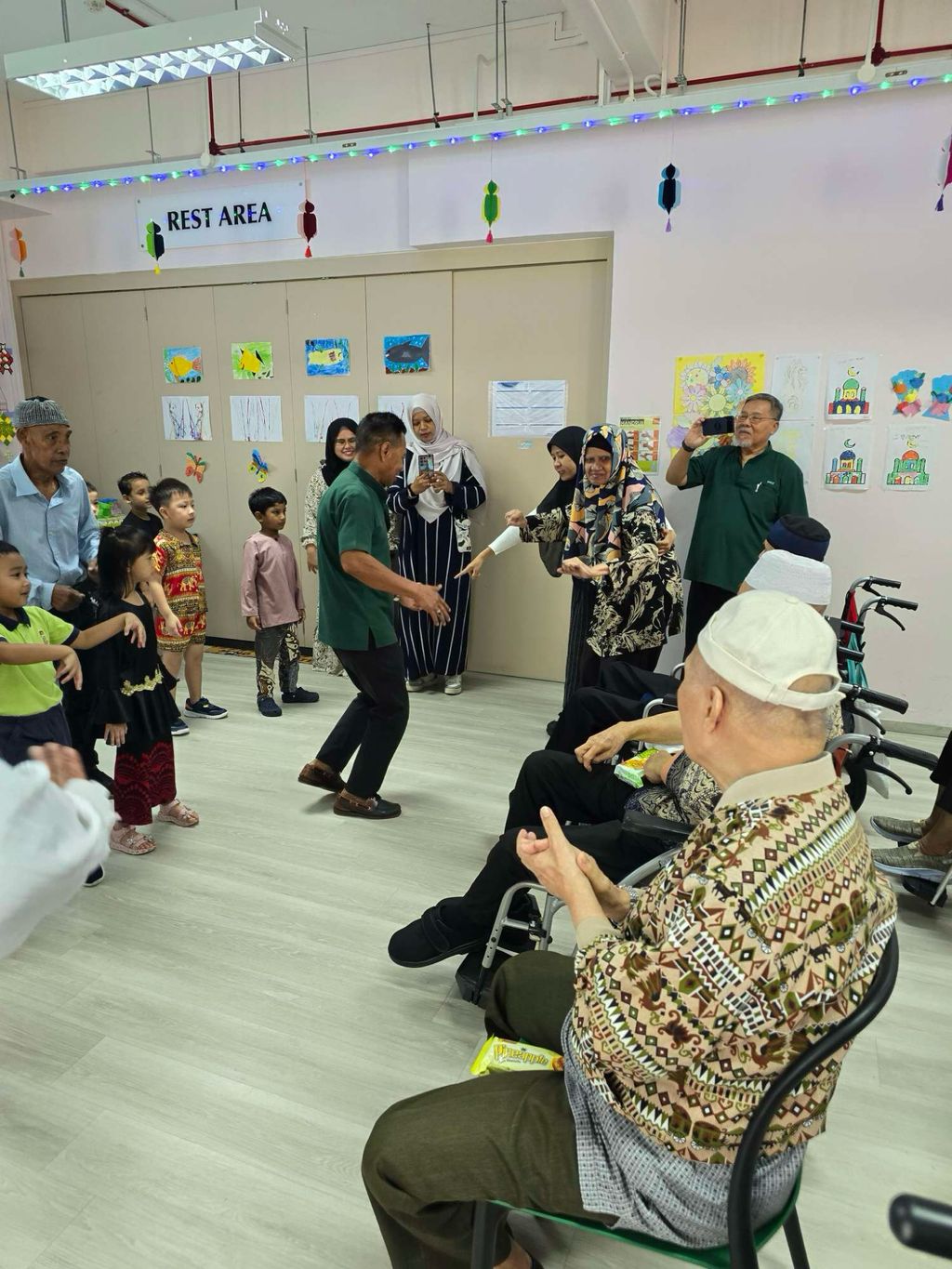 Celebrating the festive season with our elders — photo 2