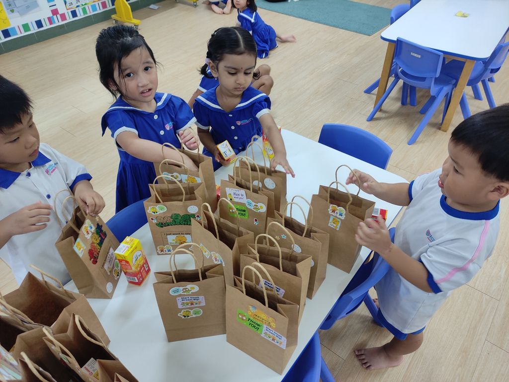 Little Footprints at Tampines Blk 372: Spreading Kindness to our Community — photo 5