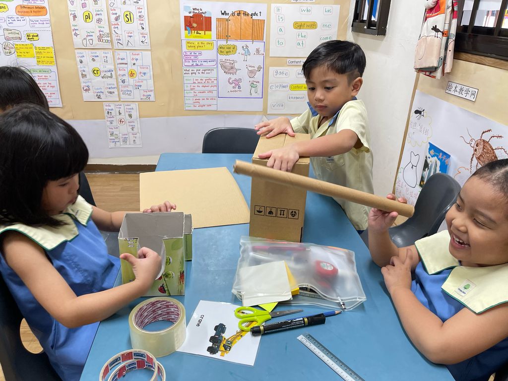 Building Trucks! — photo 5