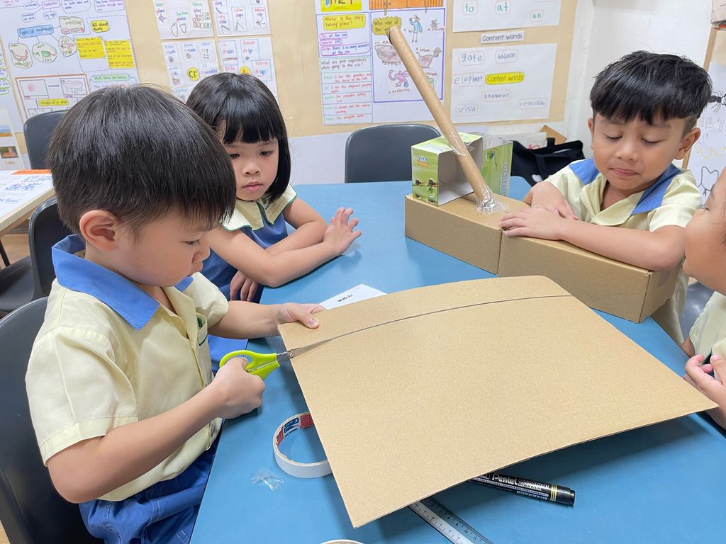 Building Trucks! — photo 14